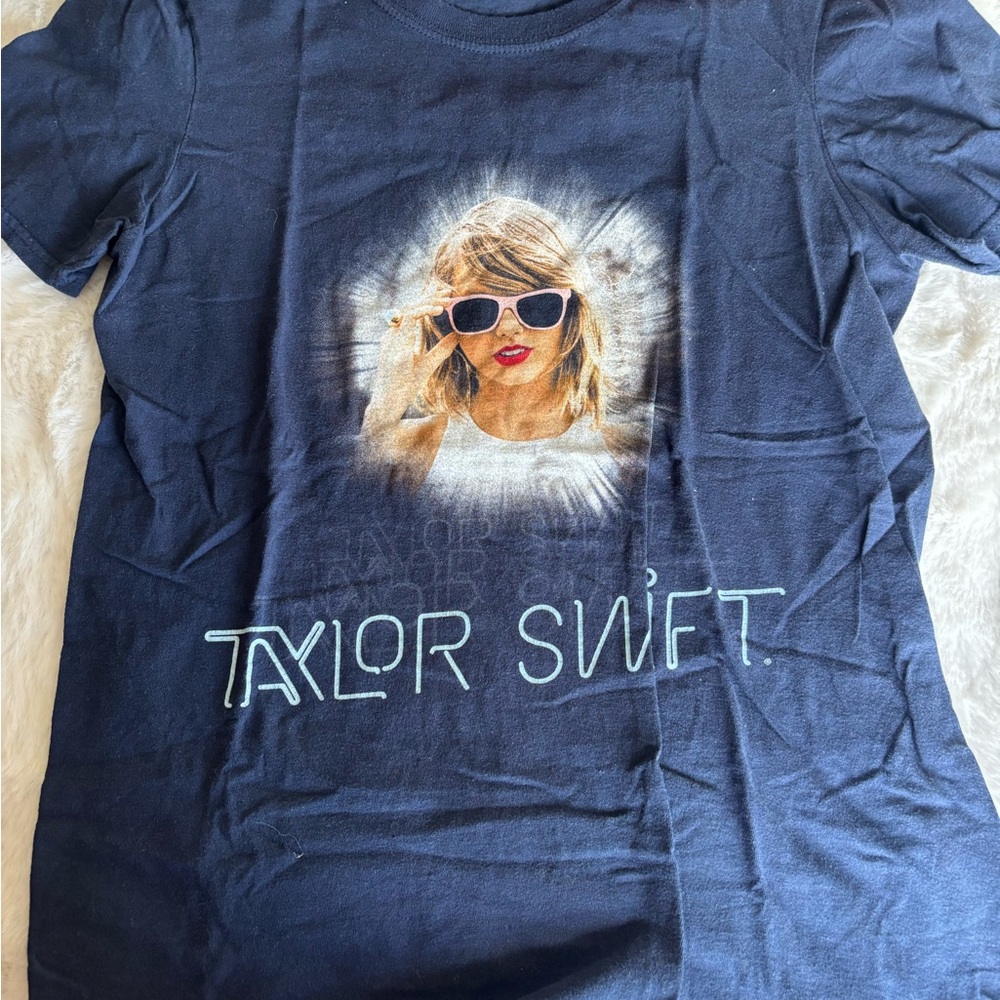 Taylor Swift 1989 World Tour Tee